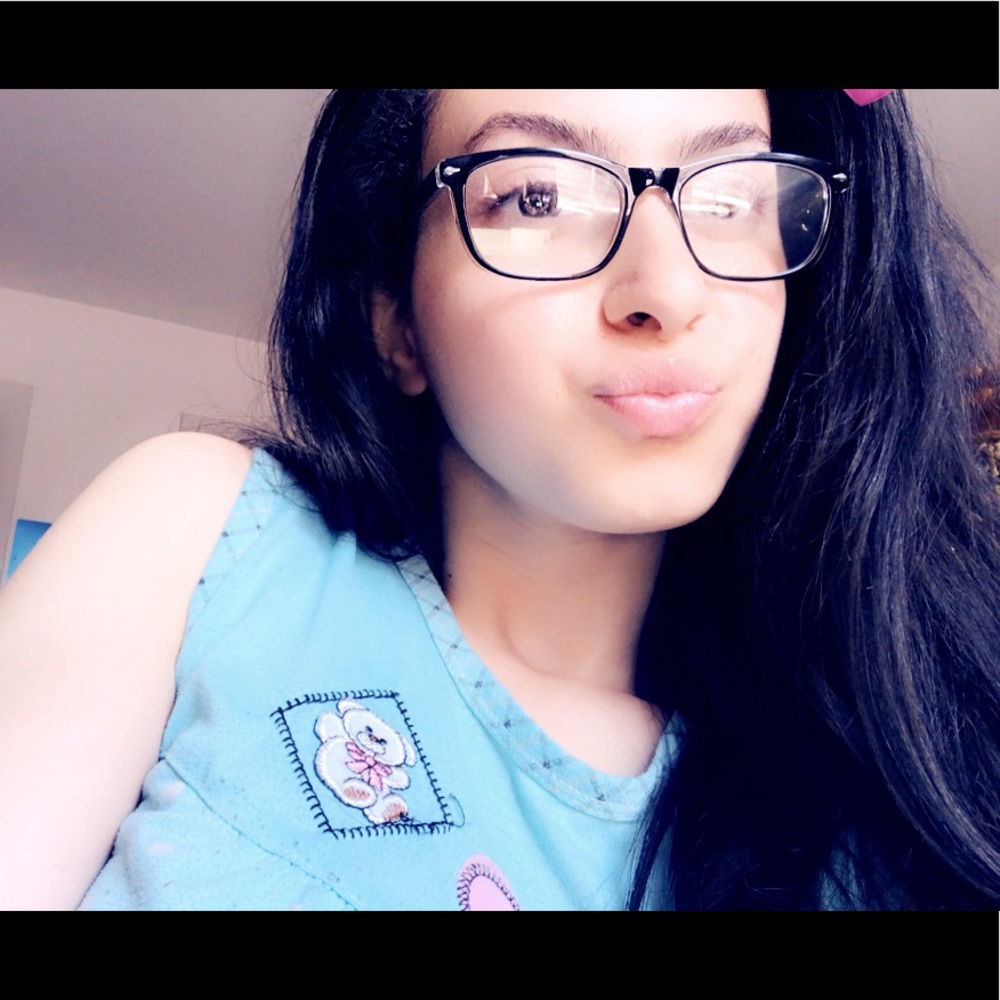 Meet your Posher, Mariam